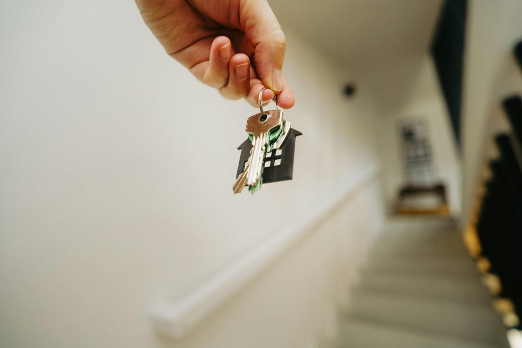 Huis verkopen zonder makelaar: platform voor particulieren om woningen direct te koop aan te bieden met volledige controle
